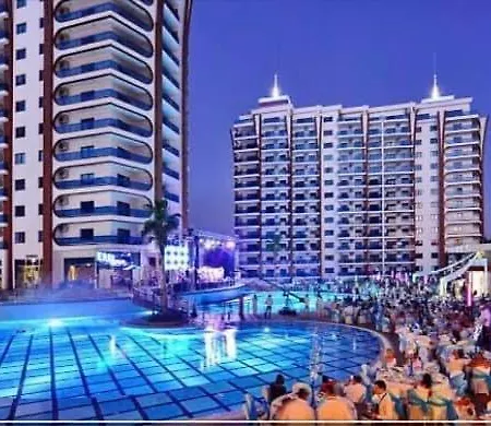 Azura Park