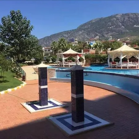 Azura Park Apartmán *