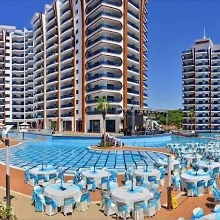 Azura Park Apartmán *